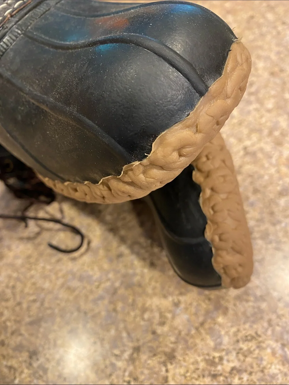 L.L. Bean Insulated Duck Boots Item 510534 10M GUC
